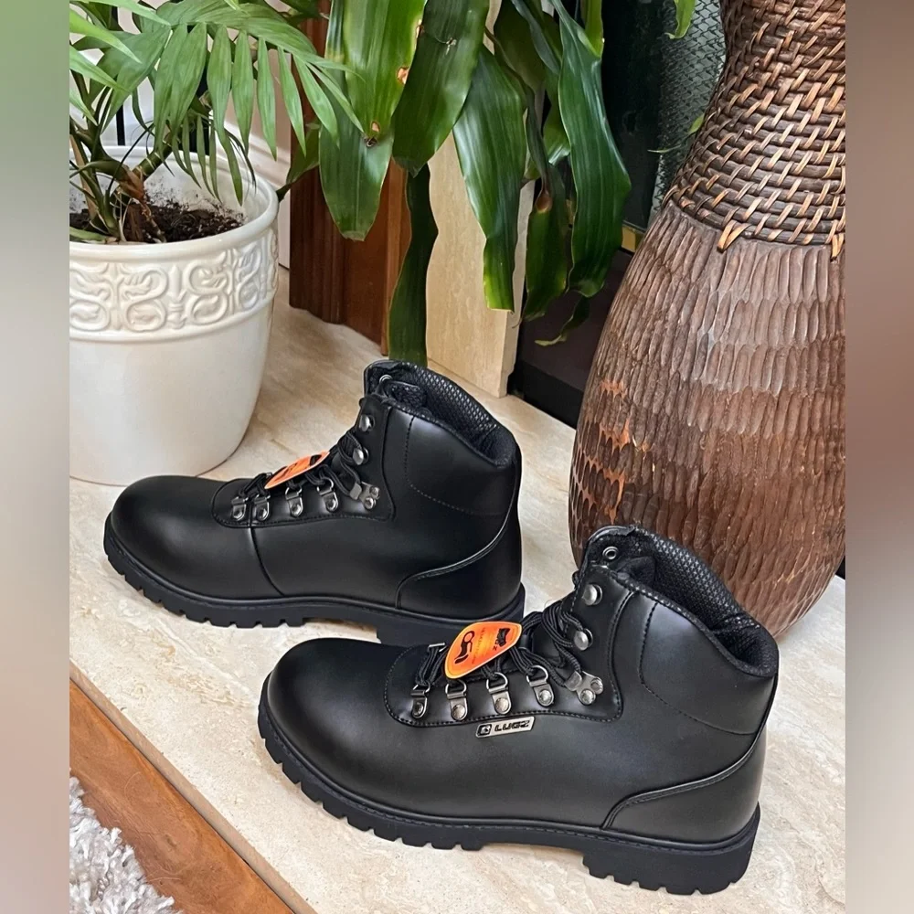 NWT Lugz Men’s Pine Ridge WR Boots